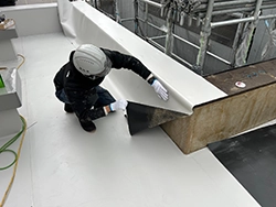 シート防水　立上り塩ビシート貼り